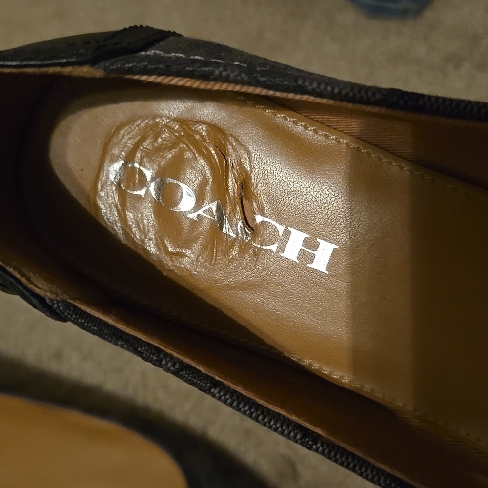 Coach Flats - Picture 5 of 6